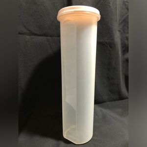 Vintage Tupperware Spaghetti Container, 1661-5, 4 3/4 cups, 1.1 litre